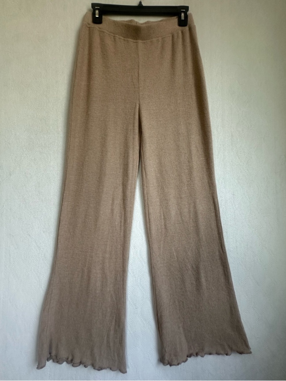 BB Dakota Taupe Wide-Leg Knit Pants Sz S Lounge Wear Lettuce Hem Elastic Waist